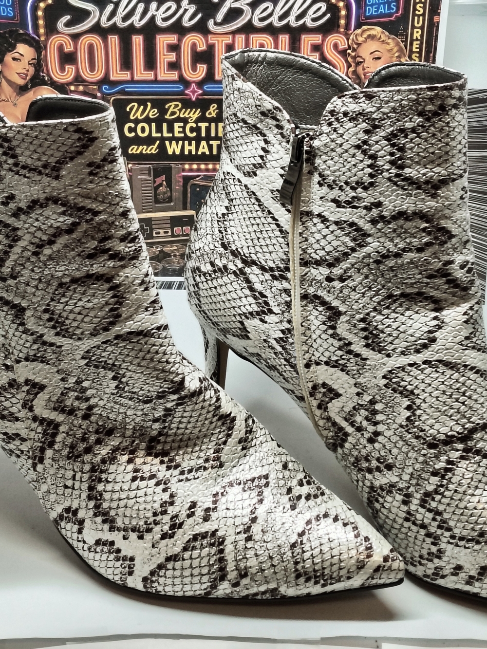 Women’s Snakeskin Print Pointed Toe Stiletto Ankle Boots Size 11